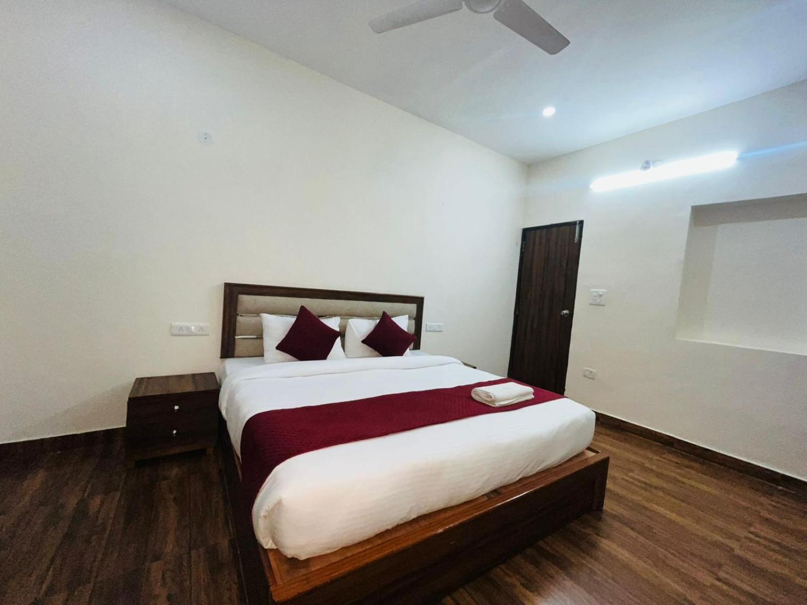 Apartment Night - Safdarjung Enclave Couple Friendly